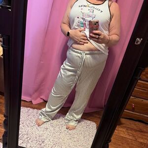 Victorias Secret Large White & Gray Silky